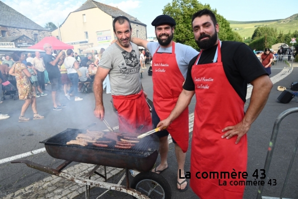 Lors de la guinguette fermière||