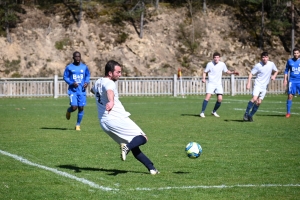 Foot, R2 : la bonne opération de Sucs et Lignon pour le maintien