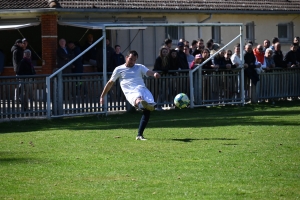 Foot, R2 : la bonne opération de Sucs et Lignon pour le maintien