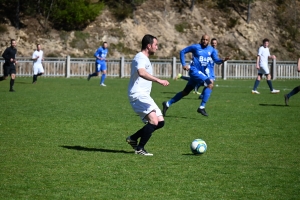 Foot, R2 : la bonne opération de Sucs et Lignon pour le maintien