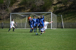 Foot, R2 : la bonne opération de Sucs et Lignon pour le maintien