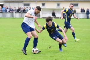 Foot, R2 : Sucs et Lignon tient tête à Domtac