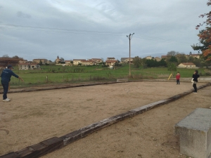 Bas-en-Basset : une friche transformée en terrain de pétanque à &quot;Lamure&quot;