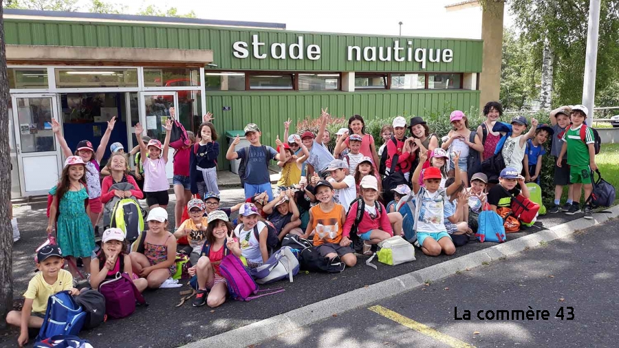 Lapte Les écoliers Du Petit Suc Passent Leur Semaine à La Piscine