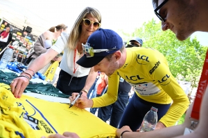 Critérium du Dauphiné : Derek Gee fait coup double aux Estables