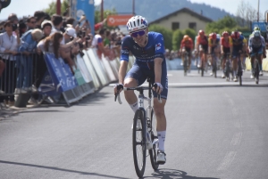 Critérium du Dauphiné : Derek Gee fait coup double aux Estables