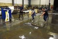 Yssingeaux : l&#039;entreprise Fayolle sinistrée après l&#039;orage de grêle (vidéo)