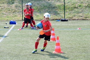 Sainte-Sigolène : du jeu au pied et des jeux pour les jeunes footballeurs au tournoi Dowlex