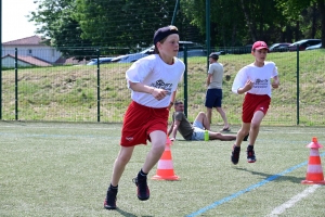 Sainte-Sigolène : du jeu au pied et des jeux pour les jeunes footballeurs au tournoi Dowlex