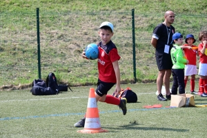 Sainte-Sigolène : du jeu au pied et des jeux pour les jeunes footballeurs au tournoi Dowlex