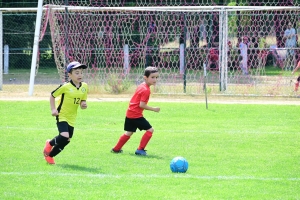 Sainte-Sigolène : du jeu au pied et des jeux pour les jeunes footballeurs au tournoi Dowlex