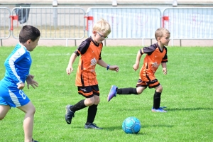 Sainte-Sigolène : du jeu au pied et des jeux pour les jeunes footballeurs au tournoi Dowlex