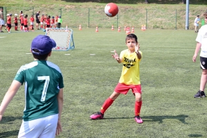 Sainte-Sigolène : du jeu au pied et des jeux pour les jeunes footballeurs au tournoi Dowlex