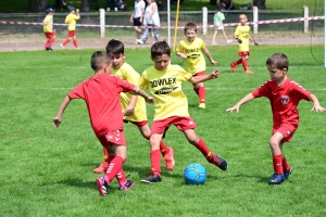 Sainte-Sigolène : du jeu au pied et des jeux pour les jeunes footballeurs au tournoi Dowlex