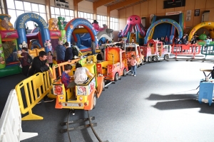 Bas-en-Basset : un parc de structures gonflables installé dans le gymnase jusqu&#039;à dimanche