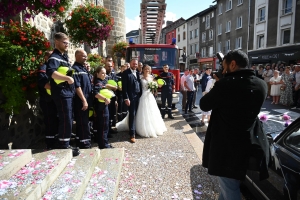 Yssingeaux : un mariage en grandes pompes pour deux sapeurs-pompiers volontaires