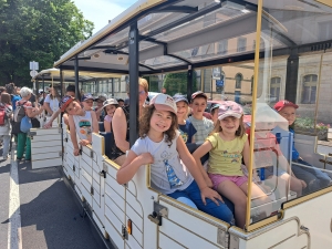 Lapte : les écoliers de Saint-Régis à pas de géants au Puy-en-Velay