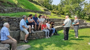 Retournac : neuf jeunes ont oeuvré sur le site du château d&#039;Artias