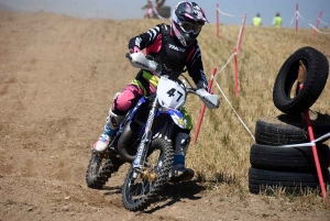 Saint-Maurice-de-Lignon : les photos de la course sur prairie (85 cc)