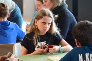 Trois écoles engagées dans un tournoi de bridge à Yssingeaux durant le temps scolaire