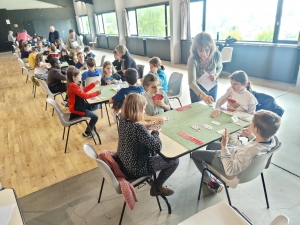 Trois écoles engagées dans un tournoi de bridge à Yssingeaux durant le temps scolaire