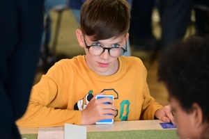 Trois écoles engagées dans un tournoi de bridge à Yssingeaux durant le temps scolaire