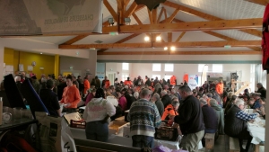 La jeunesse à l&#039;oeuvre au concours de chiens courants entre Sucs, Lizieux et Meygal