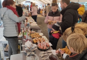 Un pimpant marché artisanal de Noël à Yssingeaux