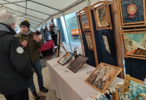 Un pimpant marché artisanal de Noël à Yssingeaux