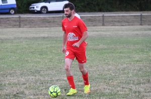 Beaux : deux générations de footballeurs se retrouvent autour du ballon rond