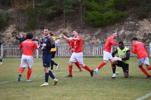 Foot, R2 : battu à domicile par Firminy, Sucs et Lignon recule à la 3e place