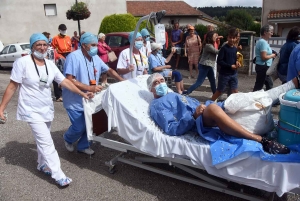 Saint-Romain-Lachalm : un défilé des classes en 0 plein de vie (photos + vidéo)