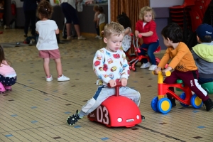 Bas-en-Basset : les enfants de 1 à 4 ans réunis autour des jeux