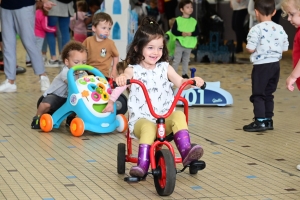 Bas-en-Basset : les enfants de 1 à 4 ans réunis autour des jeux