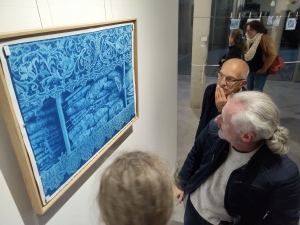 Retournac : au musée des dentelles, une exposition formida...bleue