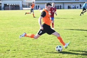 Foot, D1 : La Séauve bousculée et efficace à Dunières