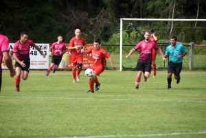 Foot : l&#039;US Bassoise remporte le premier « Bassico » de l&#039;histoire