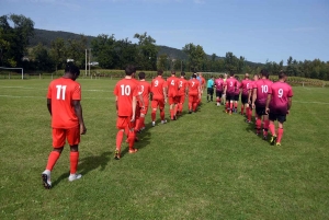 Foot : l&#039;US Bassoise remporte le premier « Bassico » de l&#039;histoire