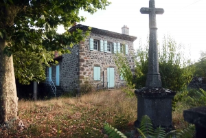 Beauzac : la vente de l&#039;ancienne école de Confolent retardée