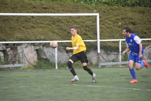 Foot, D2 : Le Pertuis sort vainqueur d&#039;un match fou à Saint-Pal-de-Mons