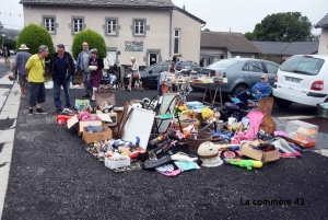 Araules : un vide-greniers samedi à &quot;Recharinges&quot; avec les Amis de l&#039;Auze