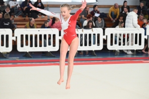 Gymnastique artistique : 250 enfants en compétition par équipe à Sainte-Sigolène