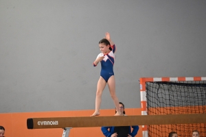 Gymnastique artistique : 250 enfants en compétition par équipe à Sainte-Sigolène