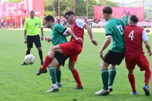 Foot : des rires et des larmes, la finale Blavozy-Monistrol en photos