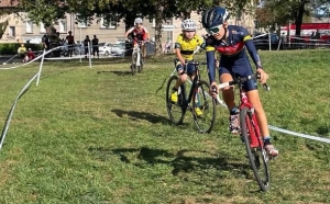 Cyclisme : les jeunes du Vélo Club du Velay dans la lumière au cyclo-cross de Firminy Vert