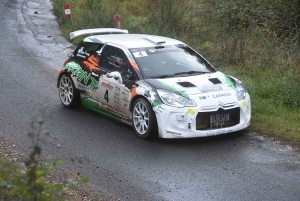 Rallye du Val d&#039;Ance : Jean-Marie Cuoq danse sous la pluie