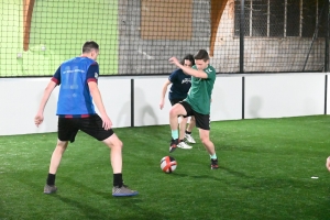 Un terrain de soccer indoor créé... à Riotord