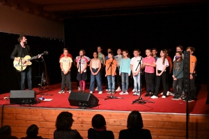 Saint-Maurice-de-Lignon : des écoliers se transforment en choristes de Frédéric Bobin