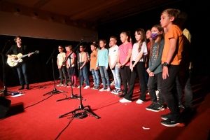 Saint-Maurice-de-Lignon : des écoliers se transforment en choristes de Frédéric Bobin