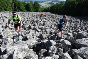 Techni&#039;Trail de Tiranges 2022 : les photos de la coulée de lave